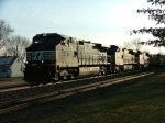 Trio of NS C40-9Ws